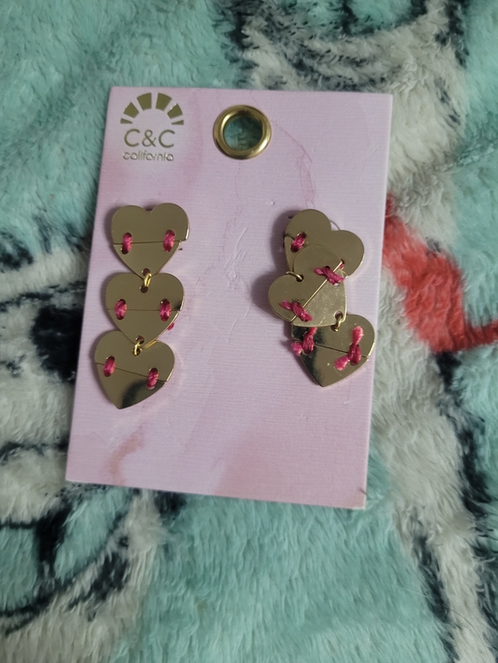 C&C California Jewelry - C&C California Gold Heart Stud Earrings with Pink Thread Accent